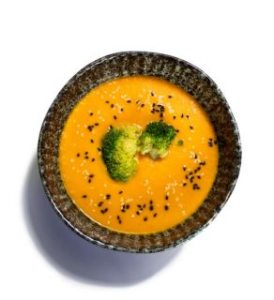 fresh-greens-veganlyy-meal-plan-vegan-sustainable-spain-portugal-only-menu-eco-curry-brocoli