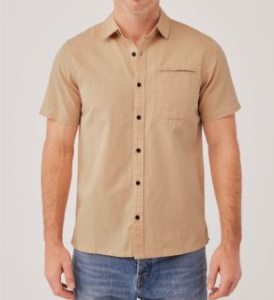 pact-veganlyy-men-content-canopy-linen-blend-button-up-ginger-root-colour-side