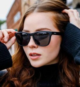valorous-veganlyy-sunglasses-vegan-fashion-caledonian-model-sustainable-eyewear-women