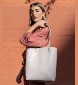 veganlyy-Canussa-basic-shoulder-vegan-bag-accessories-women-fashion-ethical-compassion