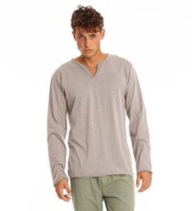 young man wearing grey long sleeves eros stone t-shirt by Ravens View Ibiza brand presented by veganlyy.com