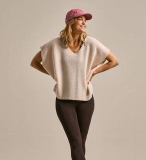 veganlyy-cruelty-free-women-bamboo-clothing-uk-sustainable-sleevless-layering-knitted-boxy-top-oat